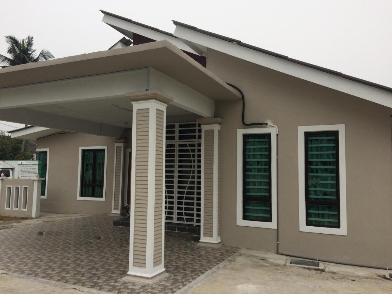 Aina Holiday home Kota Bharu